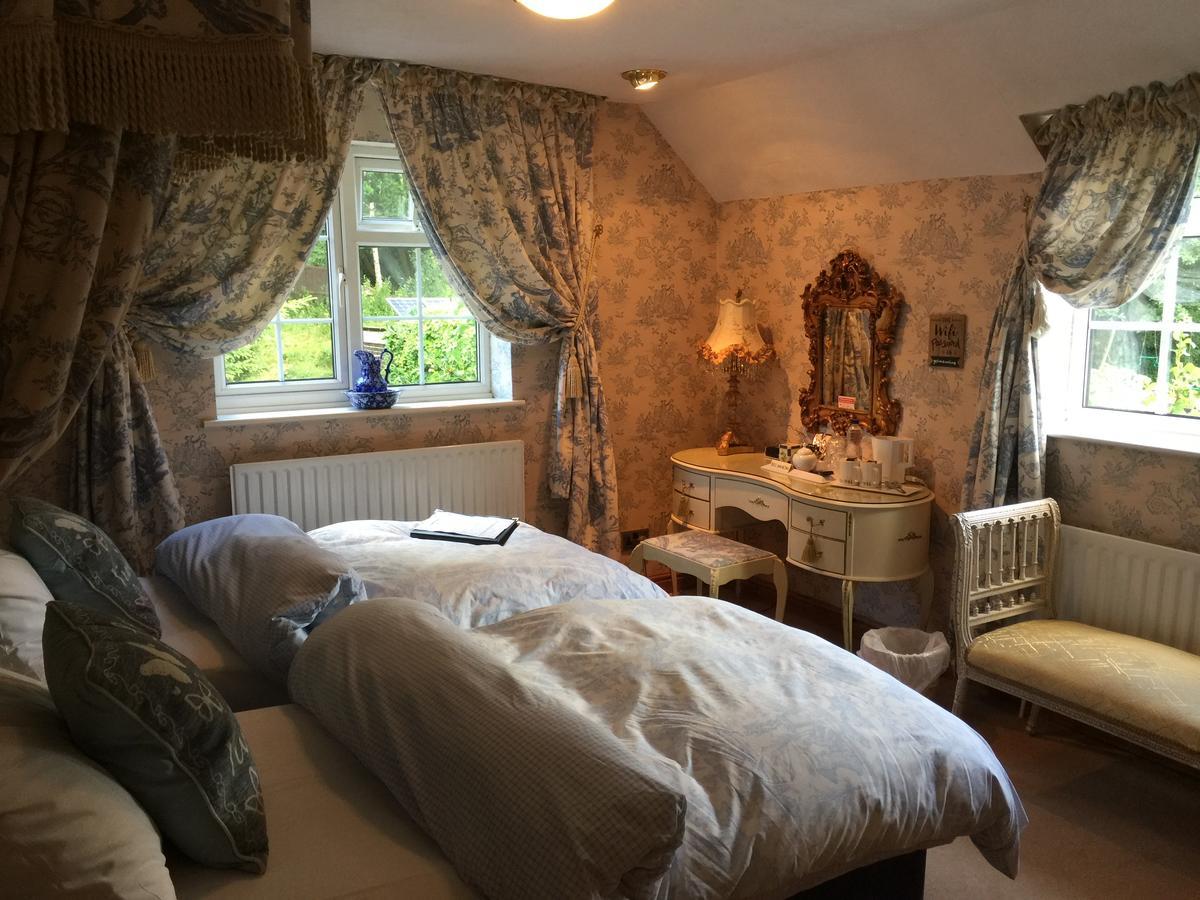 The Chestnuts Guest House Азерстоун Экстерьер фото